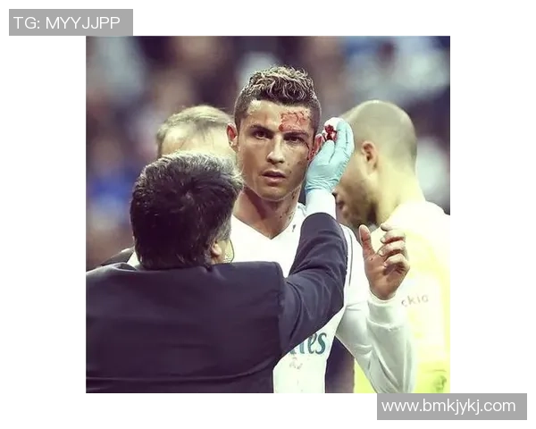 足球场上命丧刀下的传奇球星：刺杀事件背后的真相与悲剧